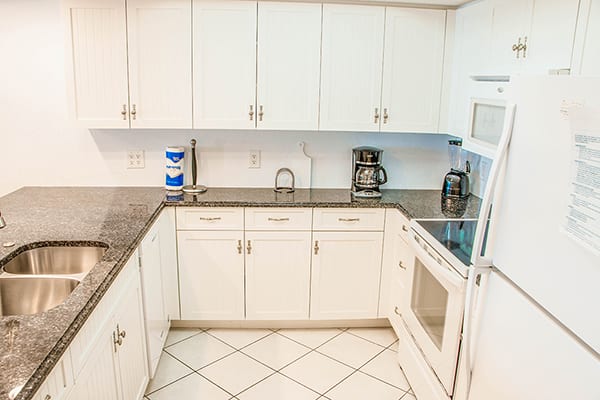 305 Kitchen